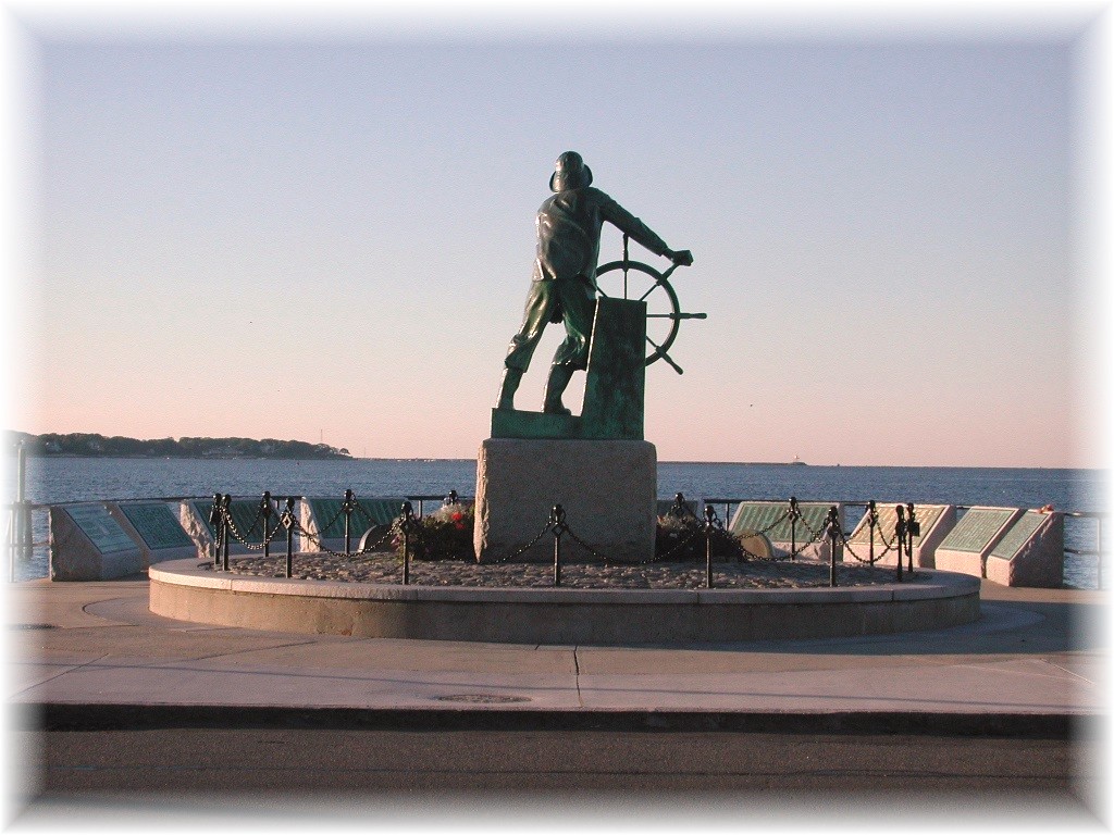 RE - Gloucester Fisherman cenotaph.jpg