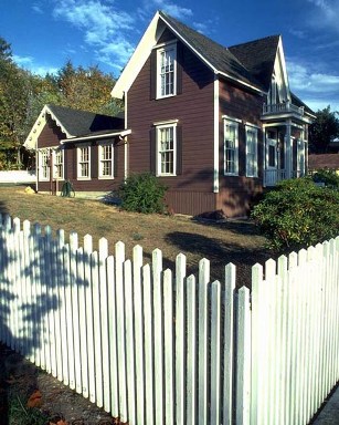 1232_PICKETFENCE-resized.JPG