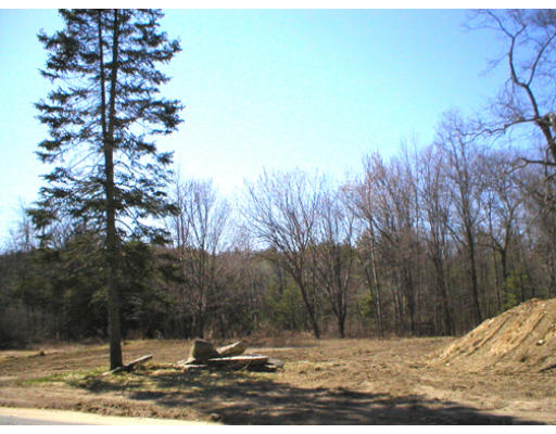 Single Family Home for Sale, ListingId:10830276, location: 61 NEW FITCHBURG Townsend 01474
