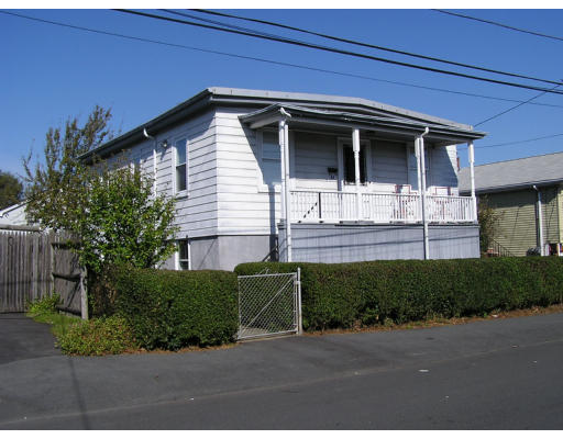 Revere&nbsp;&nbsp;$299000