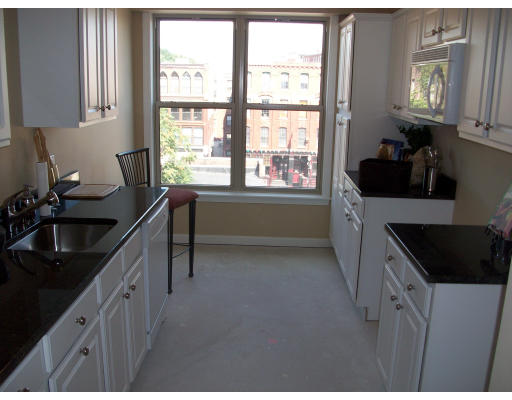 Viewing Image 6