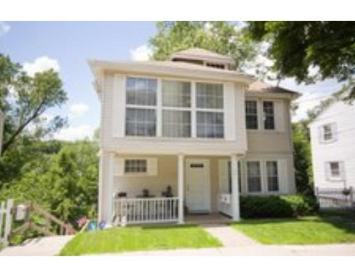 Boston&nbsp;&nbsp;$219900.00