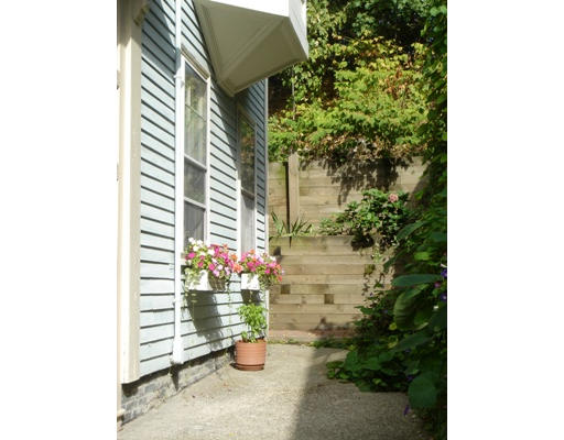 Boston&nbsp;&nbsp;$249000.00