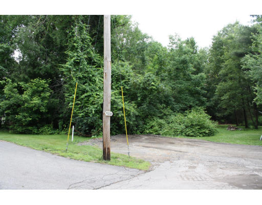 Real Estate for Sale, ListingId:15341189, location: 4-5 Whittier Avennue Merrimac 01860