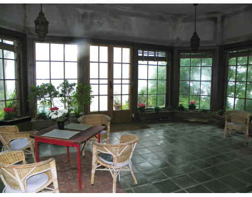 Viewing Image 11