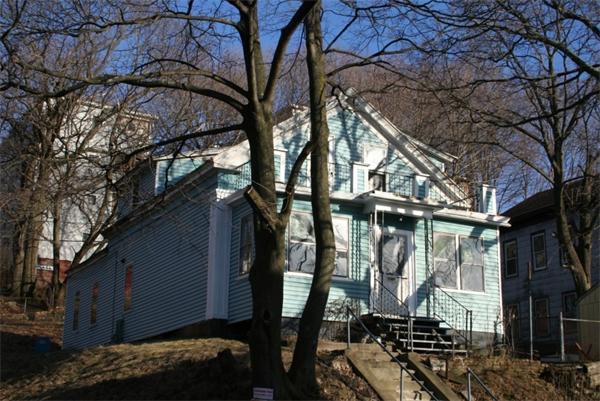 Single Family Home for Sale, ListingId:15780402, location: 109 Eastern Ave Worcester 01605