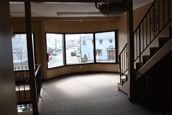 Viewing Image 8