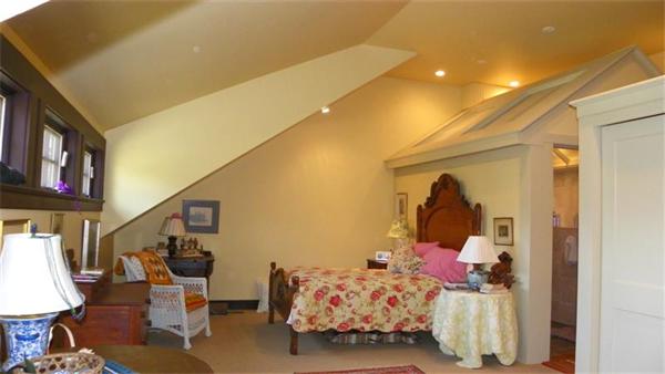 Viewing Image 12