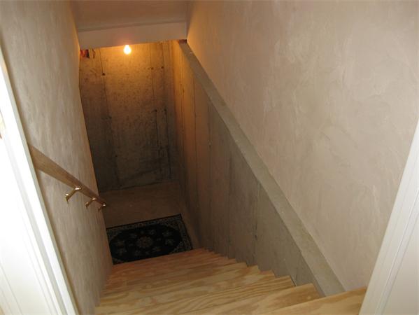 Viewing Image 24