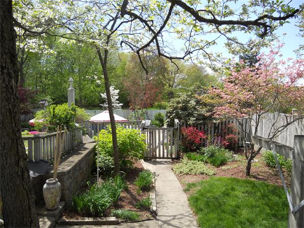 Single Family Home for Sale, ListingId:16847347, location: 18 1/2 Fairview Rd. Milford 01757