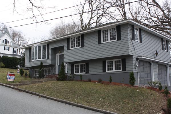 Single Family Home for Sale, ListingId:16853840, location: 81 Laurel Lowell 01852