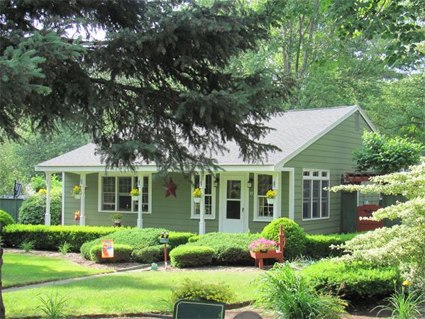 Single Family Home for Sale, ListingId:16969998, location: 57 Scott Hill Blvd. Bellingham 02019