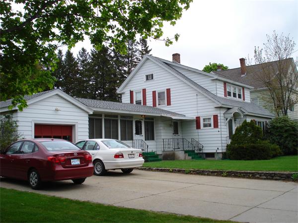 Real Estate for Sale, ListingId:16984974, location: 399 Hamilton St Leominster 01453