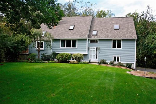 Real Estate for Sale, ListingId:17016600, location: 17 Fay Lane Northborough 01532