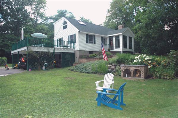 Single Family Home for Sale, ListingId:17119662, location: 351 Andover St Georgetown 01833