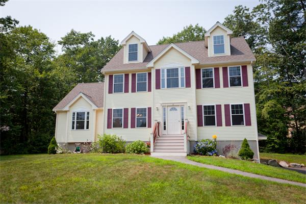 Single Family Home for Sale, ListingId:17130637, location: 6 Dalton Lane Hampton 03842