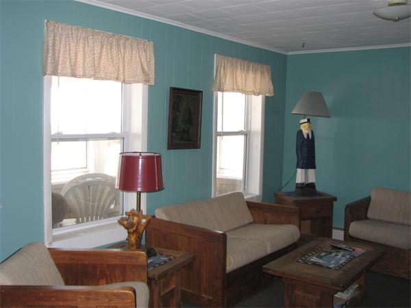 Viewing Image 9