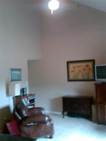 Single Family Home for Sale, ListingId:17215219, location: 74 Tennis Plaza Rd Dracut 01826