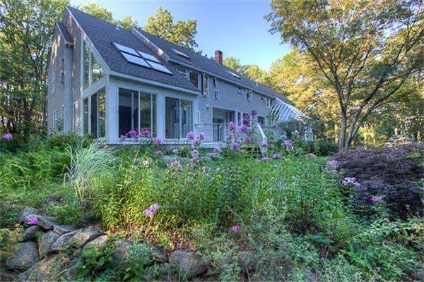 Single Family Home for Sale, ListingId:17250549, location: 184 Bachelor Street West Newbury 01985