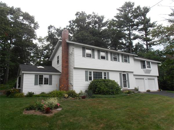 Single Family Home for Sale, ListingId:18474201, location: 174 Carriage Hill Road Northborough 01532