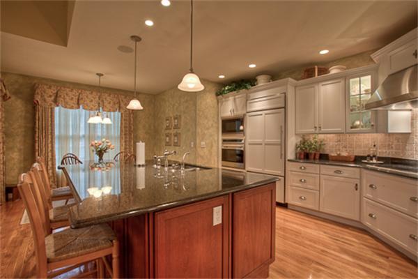 Viewing Image 9