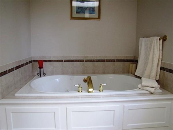 Viewing Image 15