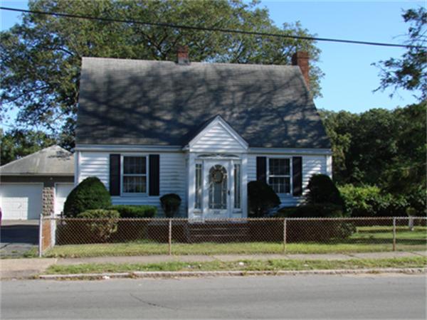Single Family Home for Sale, ListingId:17317455, location: 300 Parkland Avenue Lynn 01905