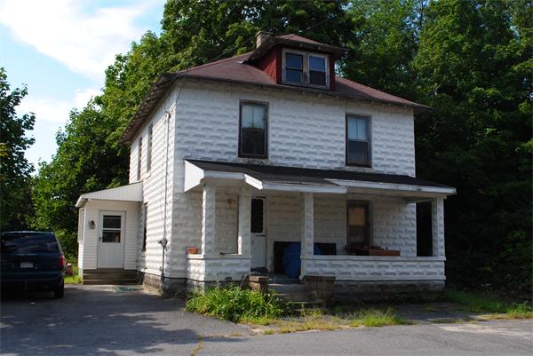 Real Estate for Sale, ListingId:17317445, location: 15 Woodworth St Leominster 01453