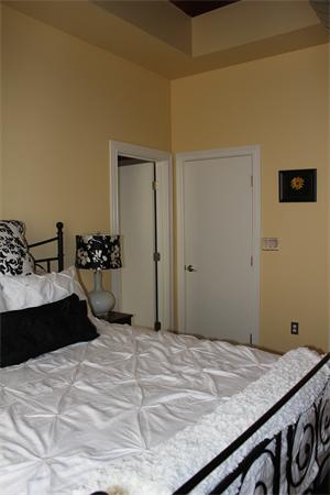 Viewing Image 9