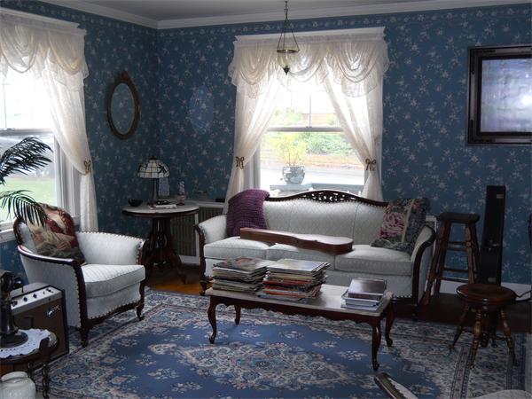 Viewing Image 8