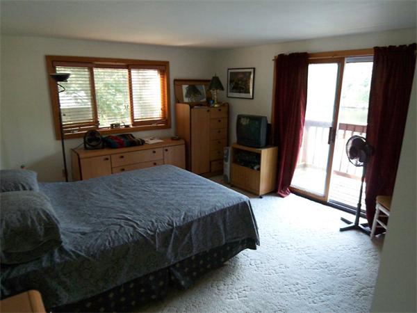 Viewing Image 9