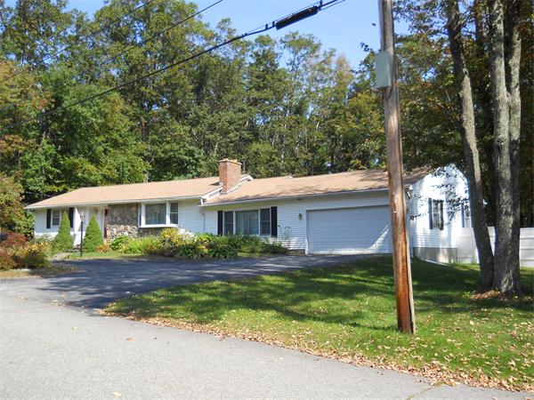 Single Family Home for Sale, ListingId:17490120, location: 16 Indian Hill Rd Paxton 01612