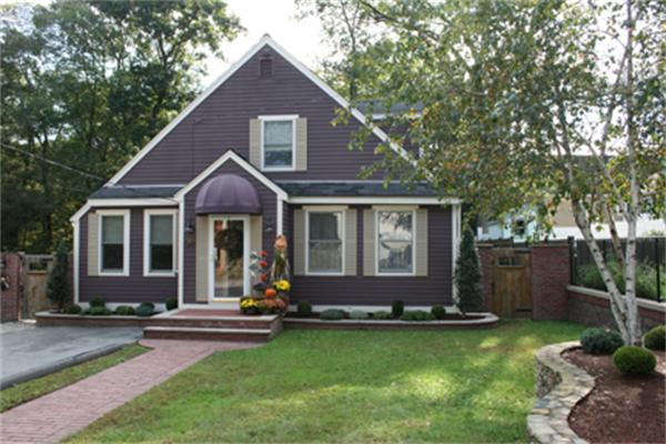 Single Family Home for Sale, ListingId:17490151, location: 27 Maplewood Rd Lynnfield 01940
