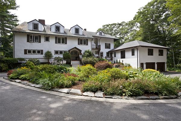 Single Family Home for Sale, ListingId:17495414, location: 24 University Lane Manchester 01944