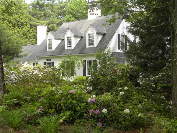 Single Family Home for Sale, ListingId:17517554, location: 82 Laurelwood Rd Holden 01520
