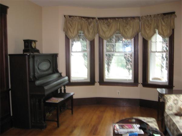Viewing Image 10