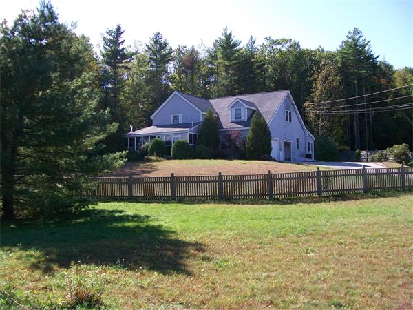 Single Family Home for Sale, ListingId:17517614, location: 76 Peaselee Crossing Rd Newton 03858