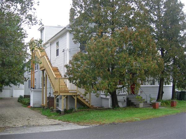 Multi Family for Sale, ListingId:18473048, location: 533 Mammoth Rd. Londonderry 03053