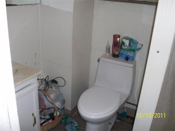Viewing Image 23