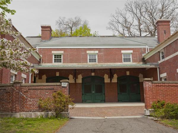 Single Family Home for Sale, ListingId:17583398, location: 24 Ginn Road Winchester 01890