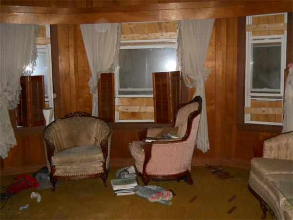 Viewing Image 7