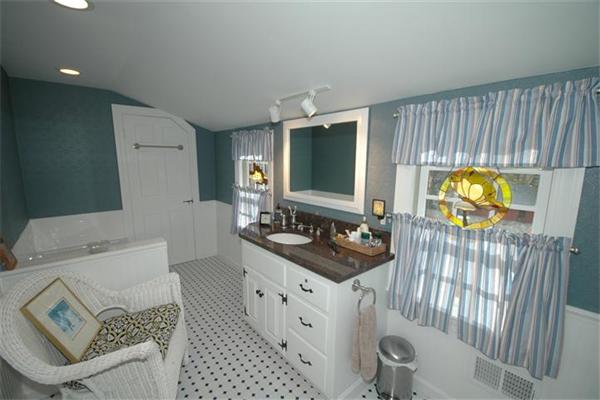 Viewing Image 20