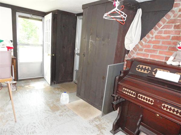 Viewing Image 8