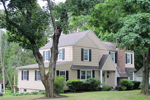 Single Family Home for Sale, ListingId:17735388, location: 606 Salisbury Street Worcester 01609