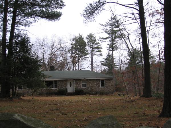 Single Family Home for Sale, ListingId:17735401, location: 26 Tyler Rd Townsend 01469