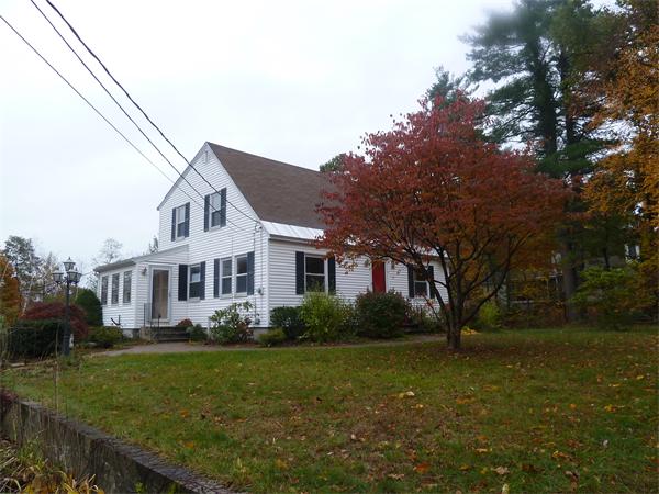 Single Family Home for Sale, ListingId:17744399, location: 33 Hollis Rd Lunenburg 01462