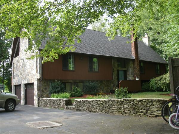 Real Estate for Sale, ListingId:17744407, location: 32 Parker Rd Framingham 01702