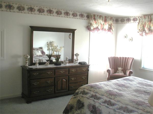 Viewing Image 16