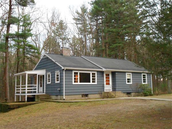 Single Family Home for Sale, ListingId:17804582, location: 8 Surrey Lane North Reading 01864
