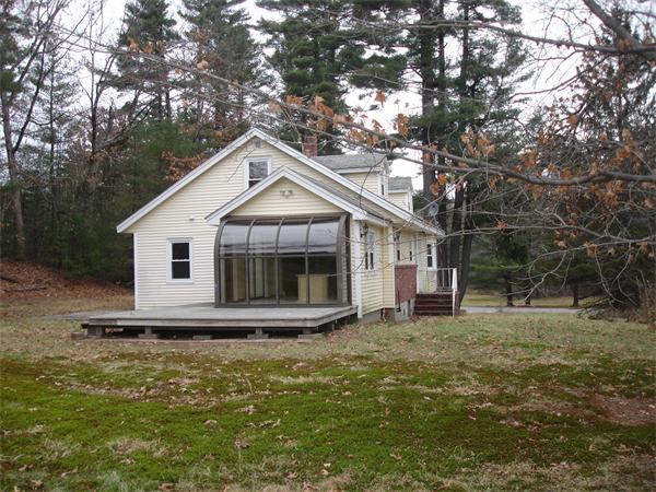Single Family Home for Sale, ListingId:17821082, location: 87 Windham Rd Pelham 03076
